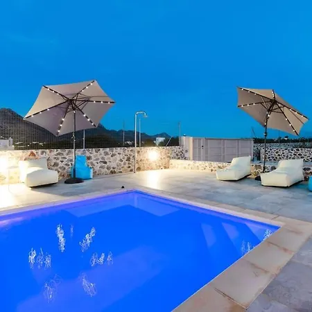 Cindy Luxury Crete Bl * Stavrós